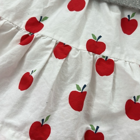 Mini Boden - Charming Gray and White Dress with Red Apple Design - Picture 5 of 5